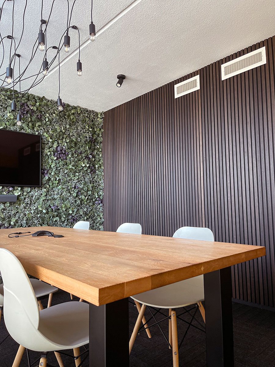 Floer-Akupanel-XL-Wandpanelen-Mokka-Zwart-Bruin-vergaderruimte