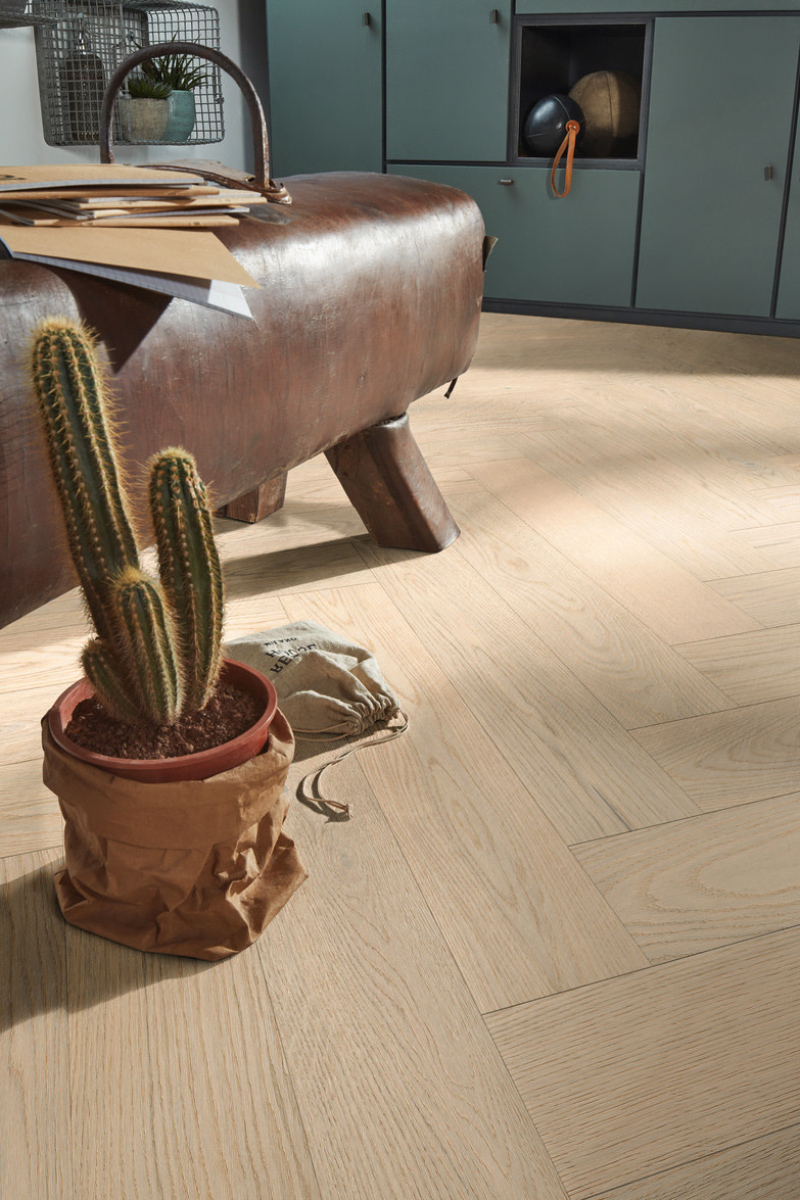 Floer-Hybride-Hout-Visgraat-Wit-Eiken-sfeer-5