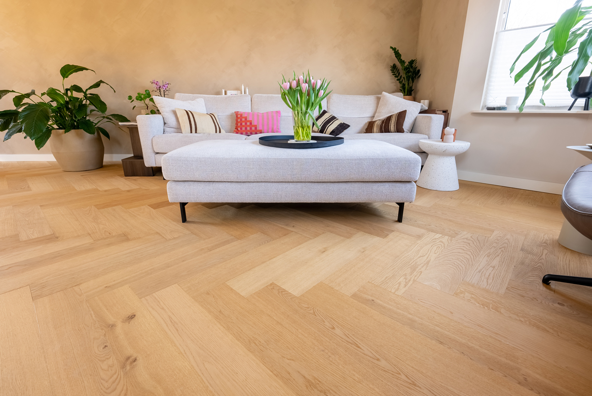 Floer-Hybride-Hout-Visgraat-vloer-Natuur-Eiken-product-7