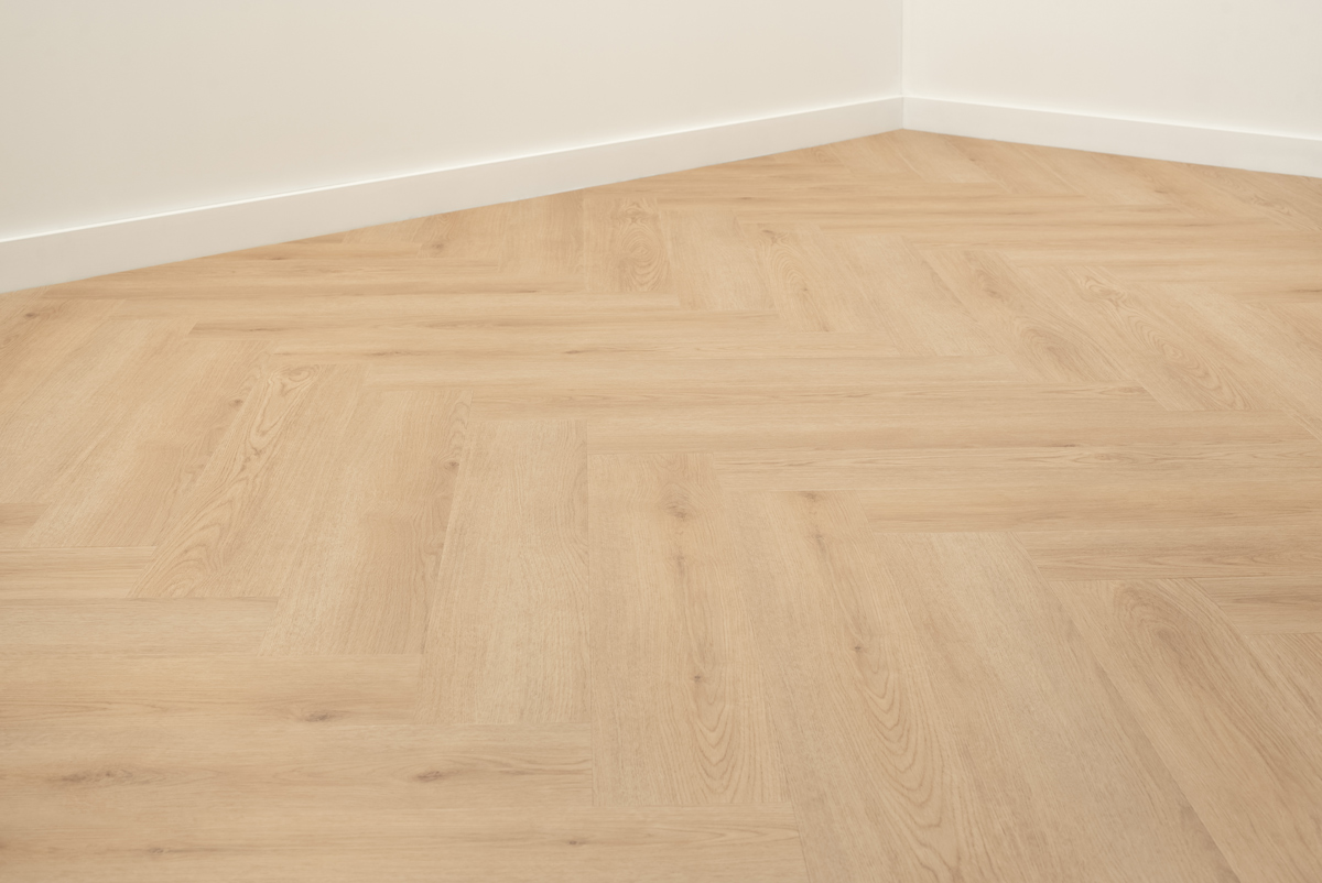 Floer-Walvisgraat-PVC-Bryde-Bruin-product-perspectief