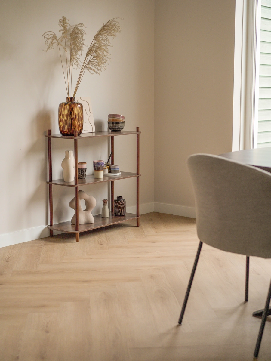 Floer-Walvisgraat-Vinyl-vloer-Bryde-Bruin-interieur-1