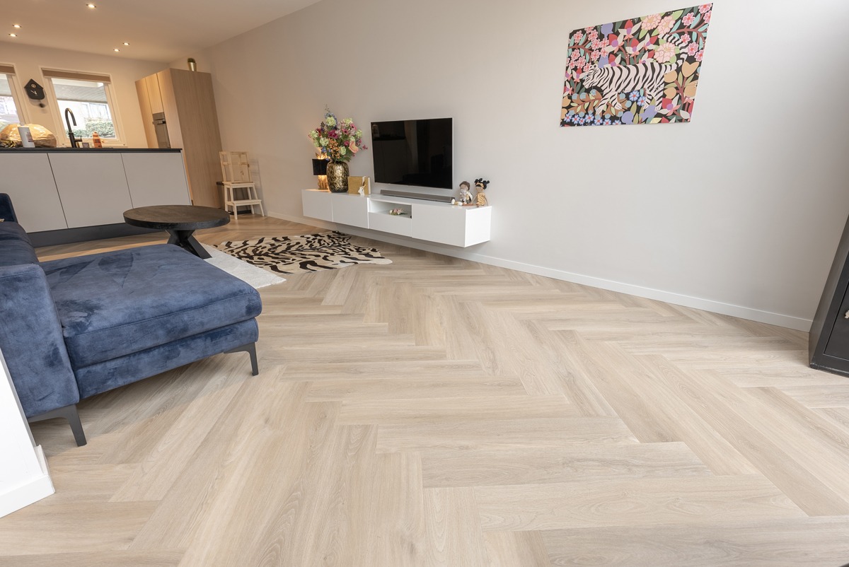 Floer-Walvisgraat-Vinyl-vloer-Orca-Onbehandeld-klantfoto-2