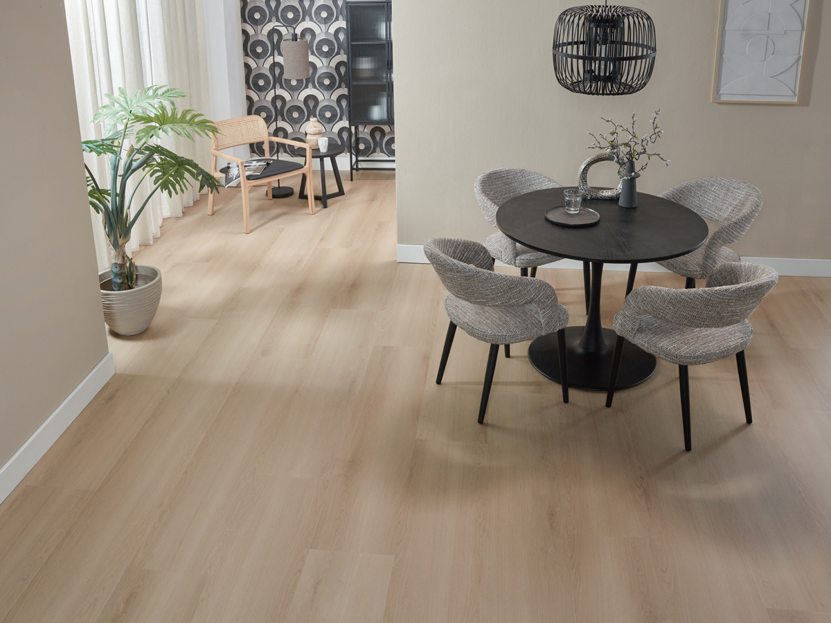 Floer Landhuis Click Vinyl vloer Lichtbruine Eik woonkamer