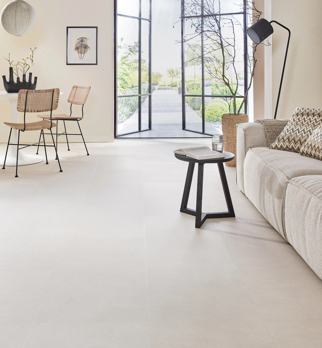 Floer-Tegel-Click-PVC-vloer-Betonlook-Zand-interieur-1